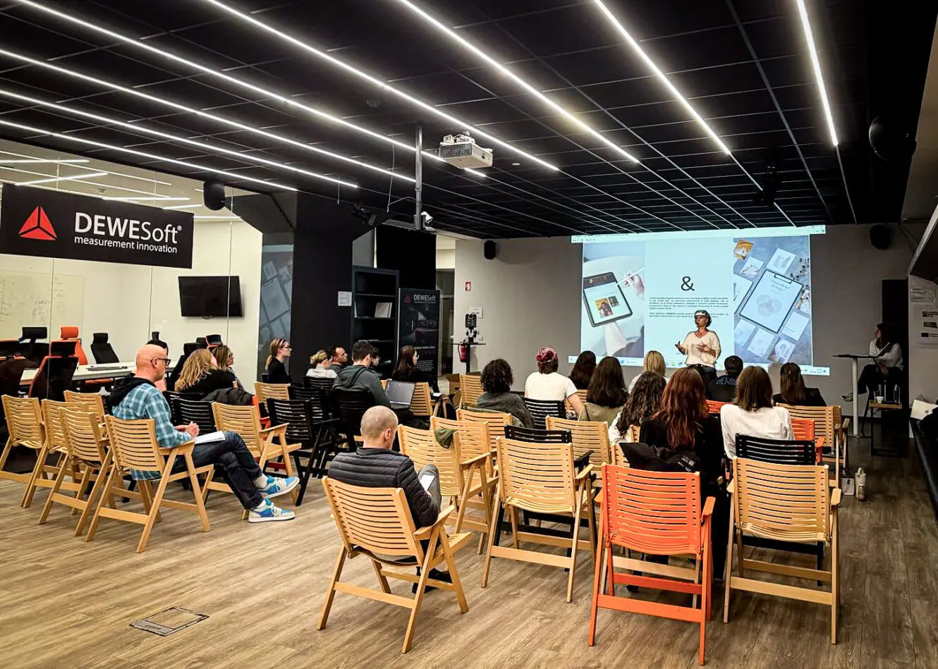 Študenti Dizajn managementa obiskali Katapult, podjetniški pospeševalnik v Trbovljah